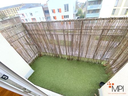 Location Appartement 2 pièces 65m² - Photo 2