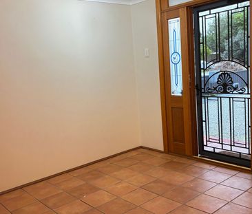 Leased - Photo 2