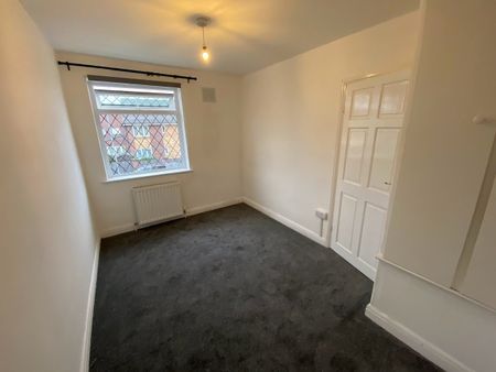 2 Bed Terraced House, Longroyd Street North, LS11 - Photo 5