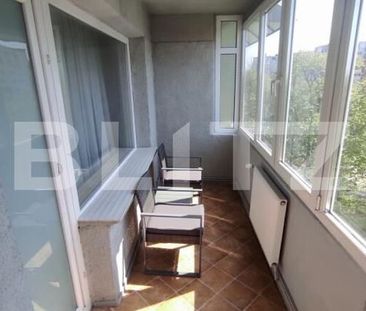Apartament 3 camere, 65 mp decomandat, zona 1 Mai - Fotografie 4