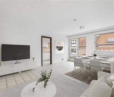 Appartement te huur - Photo 1