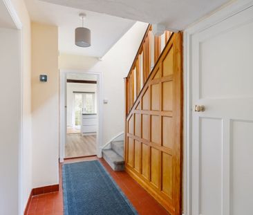 4 bedroom detached house to rent - Photo 2