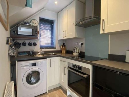 Ridgeway Gardens, Glastonbury, BA6 - Photo 5