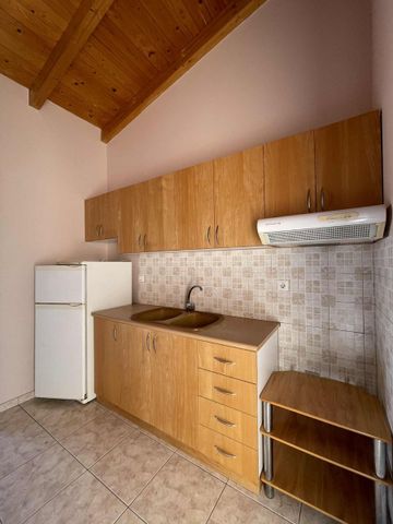 Studio/Γκαρσονιέρα για ενοικίαση Μποζαΐτικα (Πάτρα) - Photo 3