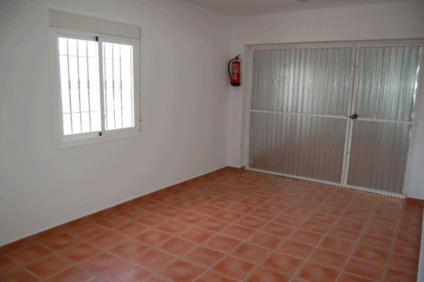 villa for long term rental in Torrox - Photo 1