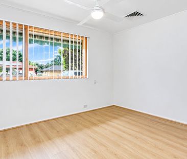 Spacious 4-Bedroom Family Home in Castle Hill - Photo 2