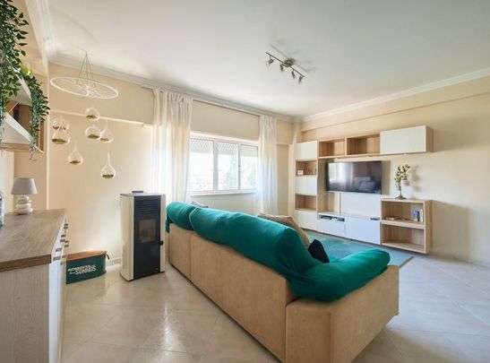 Rua Palmira Bastos, Odivelas, Lisbon 2675-628 - Photo 1