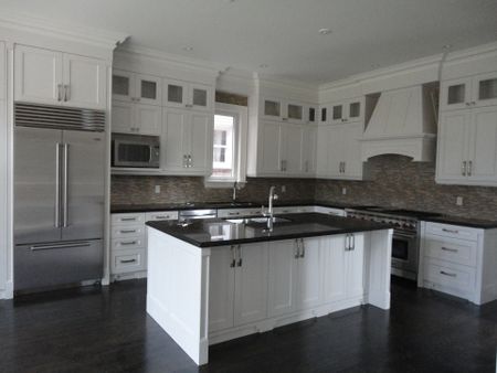 For Lease - 622 COLDSTREM Avenue, Toronto, Ontario - Photo 5