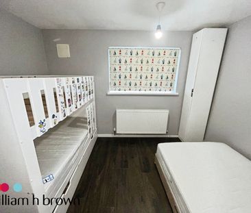 Kingston Hill Avenue, Romford - Photo 4