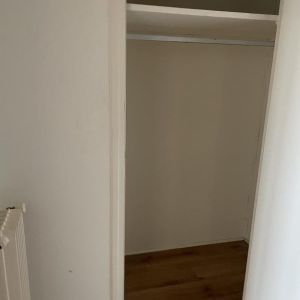 Location Appartement 2 pièces 42m² LORIENT 56100 - Photo 2