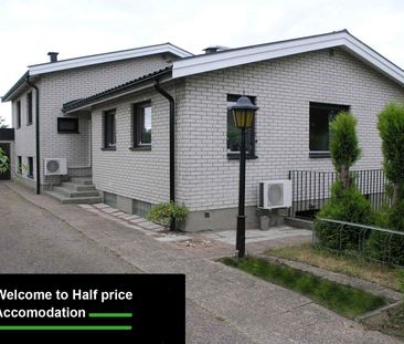 Bo i eget rum i stor villa - Photo 4