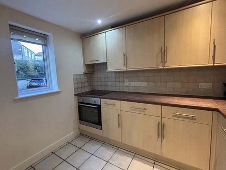 2 bedroom flat to rent - Photo 3
