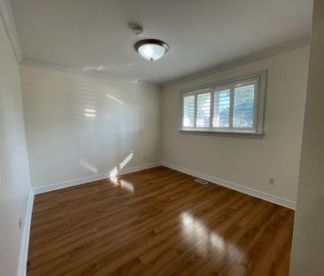 For Lease - 334 Stevenson Road Unit# Upper, Oshawa, Ontario - Photo 5