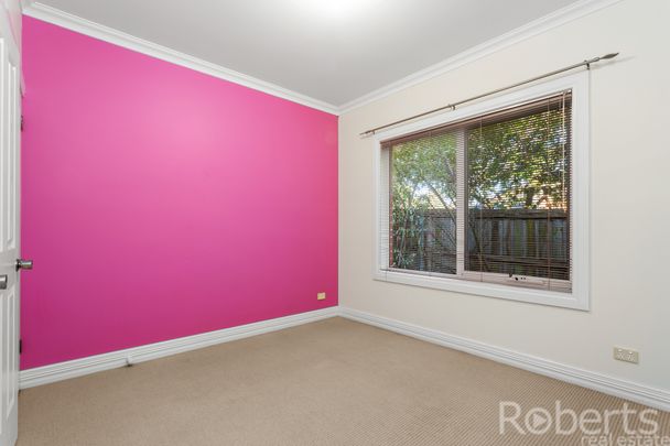 2/114 Peel Street, West Launceston TAS 7250 - House For Rent | Domain - Photo 1