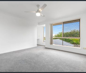 Cosy Place To Call Home, 2 Bed 1 Bath 1Car - Photo 2