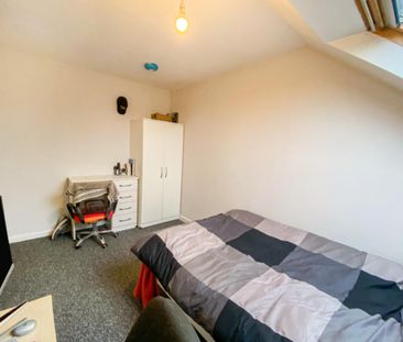 3 bedroom apartment to rent - Photo 1