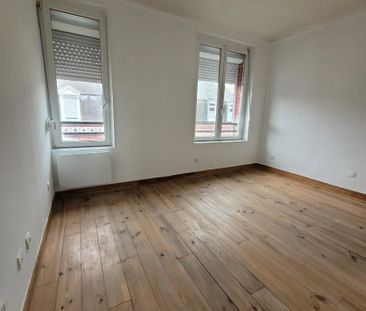 Location Appartement 3 pièces 47m² CAUDRY 59540 - Photo 3