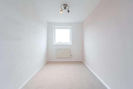 Porchester Mead, Br, Beckenham, BR3 - Photo 3