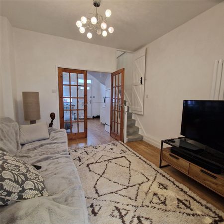 2 bedroom terraced to rent - Photo 5
