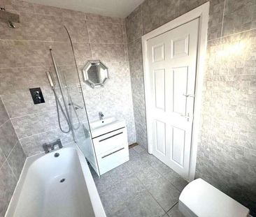South Terrace, Peterlee, County Durham, SR8 - Photo 6