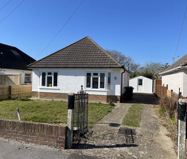 2 bedroom detached bungalow to rent - Photo 1