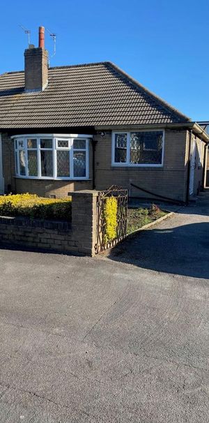 2 bedroom bungalow to rent - Photo 2