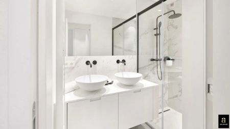 Instapklaar hoekappartement op enkele stappen van het centrum - Foto 3