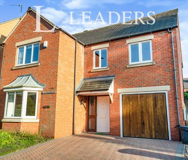 4 bedroom house to rent Wellingtonia Close, Shepshed, Loughborough,... - Photo 4