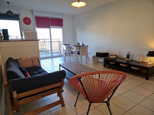Location Appartement 2 pièces 47m² BORDEAUX 33300 - Photo 1