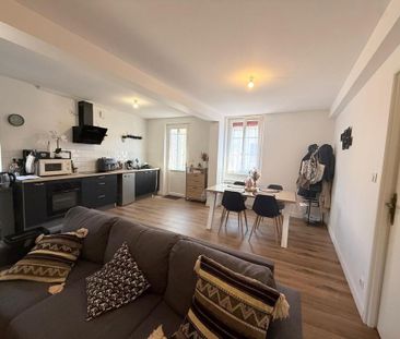 Location Maison 3 pièces 64m² AIRE SUR L ADOUR 40800 - Photo 2