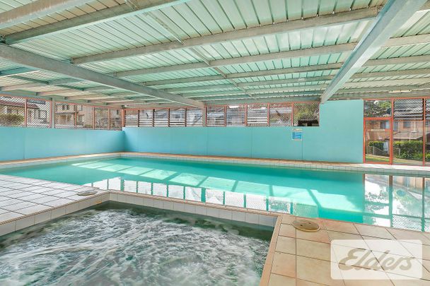 3-Bedroom Townhouse With Spacious Double Lock Up Garage! - Photo 1