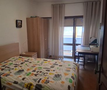 T2 Apartment in Costa Caparica near Torre das Argolas and the beach - Photo 6