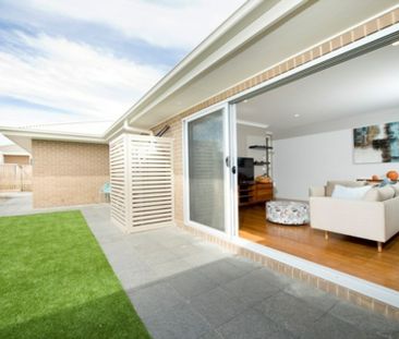 Stunning 4 Bedroom Home in Googong - Photo 3