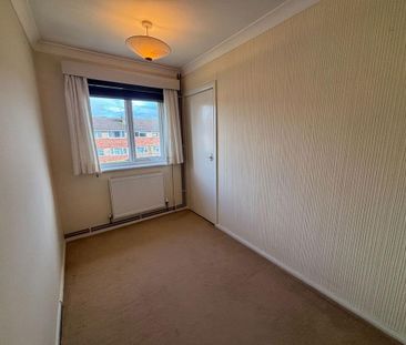 2 bedroom maisonette to rent - Photo 2