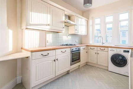 Crescent Gardens, Bath, BA1 - Photo 4