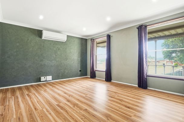 3 Bedroom Home for Rent! - Photo 1