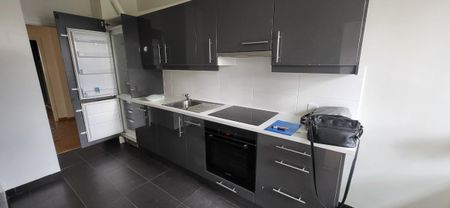 Appartement de 4 pièces au 3ème étage - Photo 2