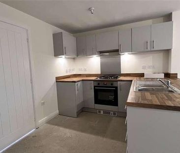 Cortland Way, Stourport On Severn, Worcestershire, DY13 - Photo 2