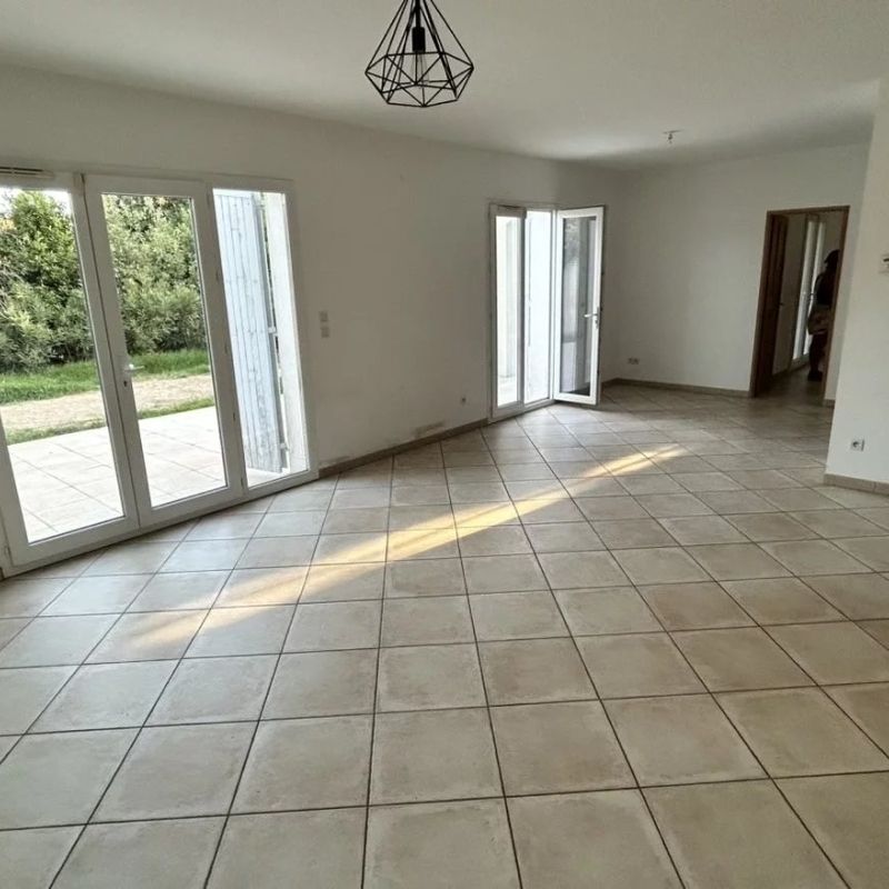 Location Villa T5, La Chevalière - Photo 1