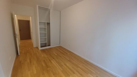 location Appartement F5 DE 104.77m² À CLICHY - Photo 4