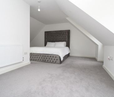 3 bedroom terraced house to rent - Photo 2