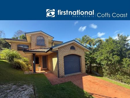 Enjoy mountain views & spacious living - Photo 5