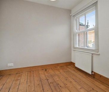 2 bedroom end of terrace house to rent - Photo 6