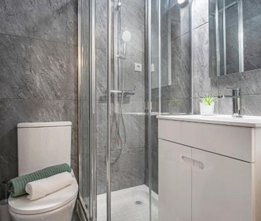 Rua de Faria Guimarães, Porto, Braga 4200-289 - Photo 6