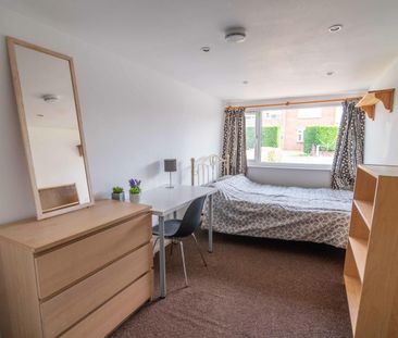 40, Crossways - Photo 4