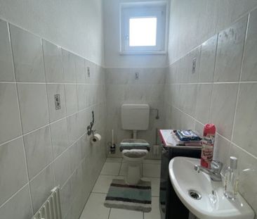 Diese Wohnung vereint Ruhelage, gepflegtes Ambiente und eine großzü... - Foto 6