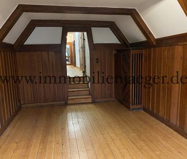 Wohnen im "Meyers Waldhaus" - Englisches Villengebäude mit Reetdach - Antike Einlieger-Dachwohnung - Photo 1