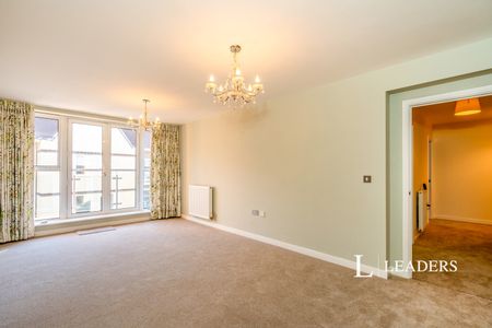 2 bedroom apartment to rent Shippam Street, Chichester, West Sussex, PO19 - Photo 2