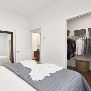 Soléa II - 3.5 - 3580 Boulevard Saint-Elzear Ouest, Laval - Photo 2