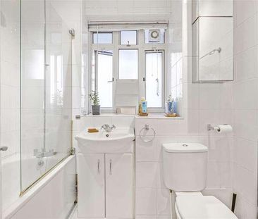 Rawson Street, London, SW11 - Photo 1